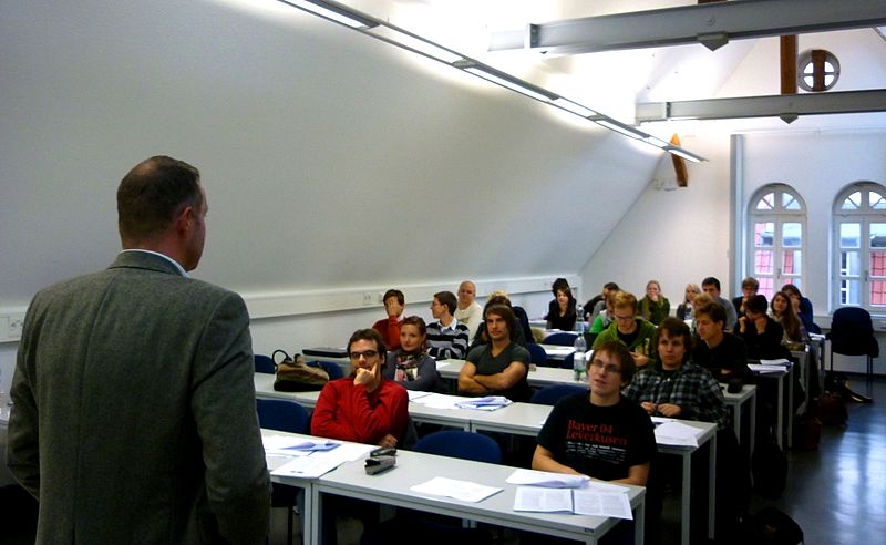 images/szkolaprawa.jpg678aa.jpg